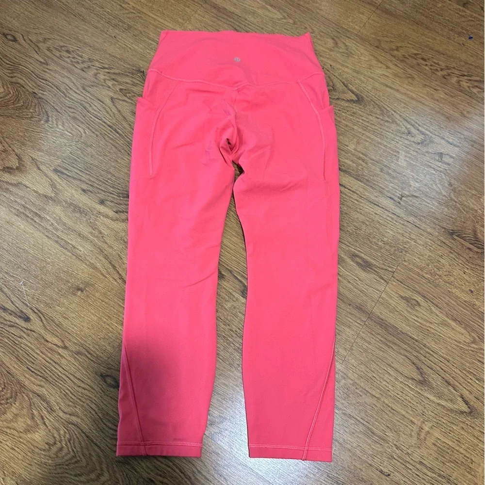 Lululemon Vibrant Pink Leggings size 8 sports yoga run